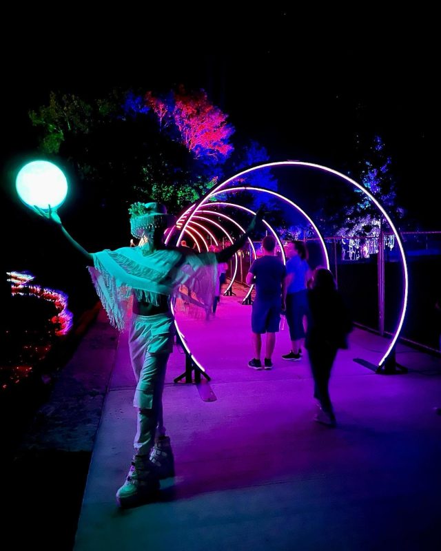 🌟🌚✨🎻 GIVEAWAY (Now Closed)!! Are you ready to immerse yourself in one of my FAVORITE KC fall events under the stars - an illuminated journey through the oparboretum?! This fan favorite #KCEvent is back for two weekends only! See for yourself the ever-mesmerizing quixoticfusion performance at this year’s festival-like Terra Luna experience from 7-10 pm on September 11-13 and 18-20 in partnership with artsandrec_op! 
💫
Visitors will be enchanted by an ethereal dreamscape where music, dance, and visual art converge to create a breathtaking, otherworldly environment. Musicians will weave soothing melodies through the air while dancers, aerialists, and artists perform dazzling acts amidst luminous displays of light and color.
🌙
ENTER to WIN 2 tickets to the evening of your choice by 
1️⃣ Following artsandrec_op + quixoticfusion + kansascitybucketlist
2️⃣ Tagging your most adventurous friends and fam in separate comments who should also enter to win! 
🦋 The winner will be announced on Tuesday!
✨
*Get 15% off tickets with code KCBUCKETLIST at the LINK in BIO!
*2 Adults-Only Nights (18+) on Thursdays, September 11th & 18th
*7:00 pm Twilight session ideal for families with young children or anyone who prefers a dusk setting before full darkness—ideal for those with sensory or visibility needs.
*Children 23 months and younger are FREE (NOTE: NO strollers permitted)
*FREE parking 
*VIP Fast Pass – $60 - Skip the line and receive a glow wristband
*General Admission – $35
*Children Ages 2–12 – $25

#ExploreKC #KCEvents #KCDateNight #KansasCity #TerraLunaKC #OverlandPark